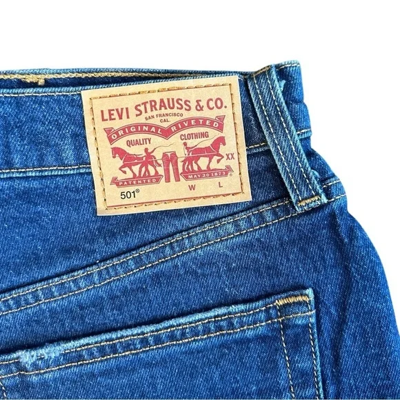 Levi's Women's 501 Original Jean Shorts Size 29 Medium Wash NWOT - Picture 5 of 9